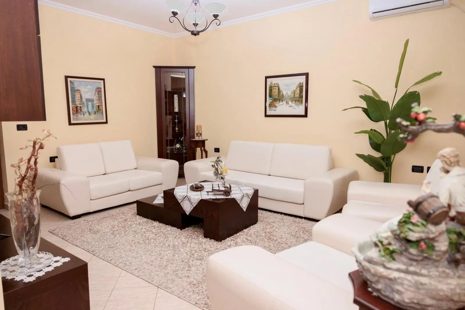 Heart Of Tirana Villa